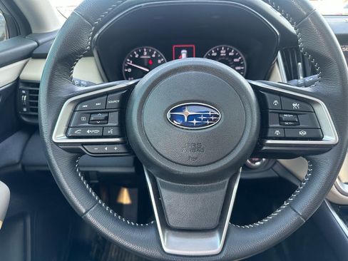 Used 2025 Subaru Outback Premium image 22