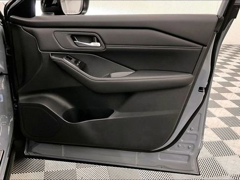 New 2026 Nissan Rogue Dark Armor AWD/4WD image 33