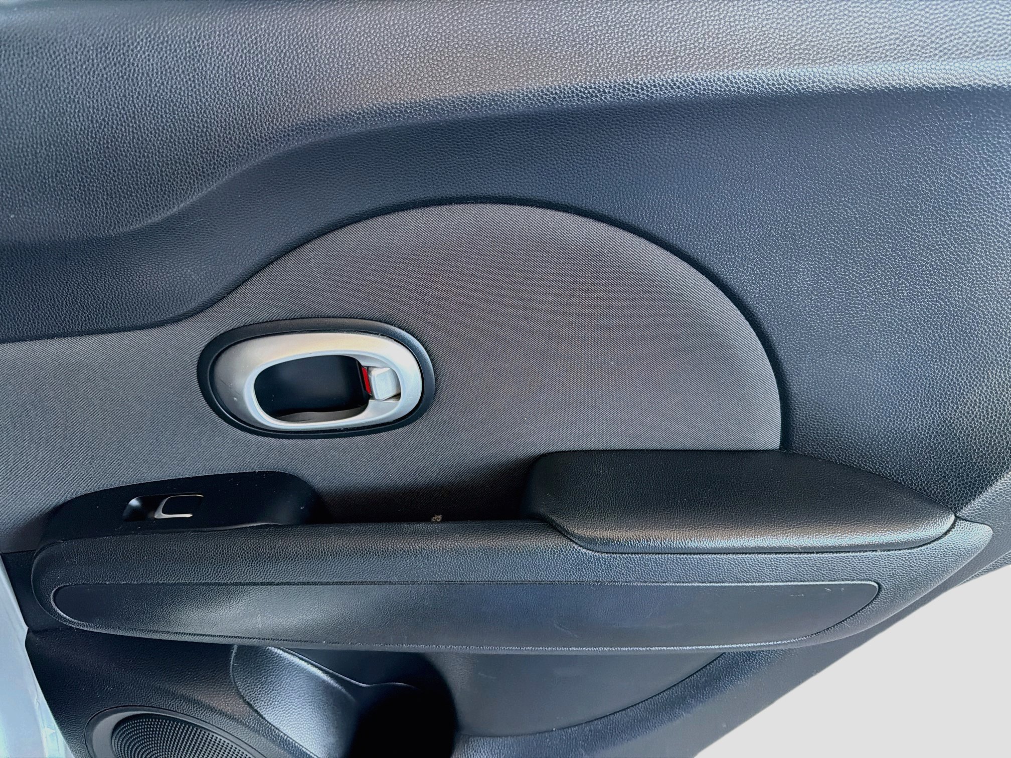 Used 2019 Kia Soul + FWD image 28