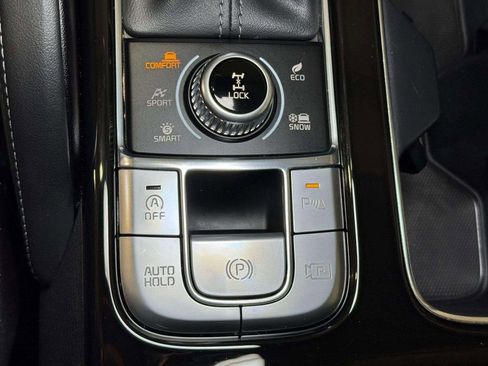 Used 2024 Kia Telluride SX Prestige image 15