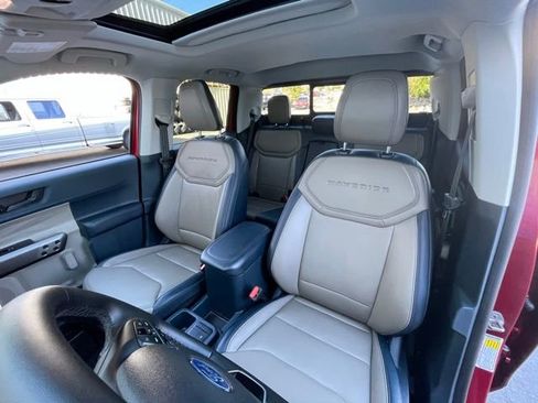 Certified 2025 Ford Maverick Lariat w/ 4K Tow Package image 18