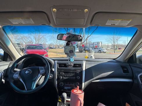 Used 2013 Nissan Altima 2.5 S image 7