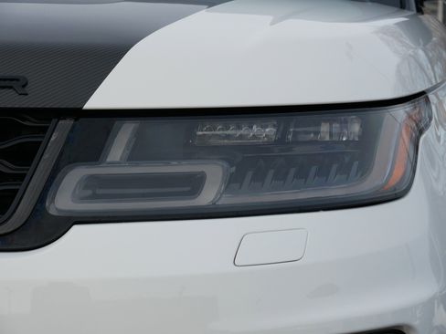 Used 2020 Land Rover Range Rover Sport SVR image 9
