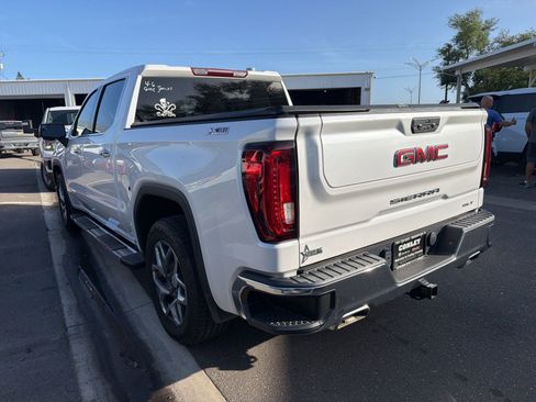Used 2023 GMC Sierra 1500 SLT w/ SLT Premium Package image 10
