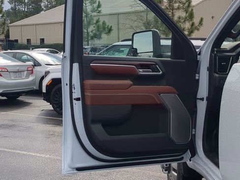 New 2026 GMC Sierra 3500 Denali Ultimate image 15