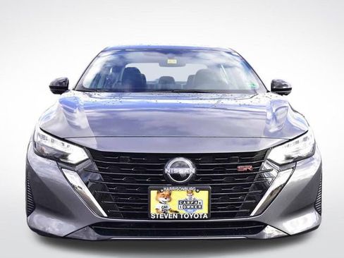 Used 2025 Nissan Sentra SR w/ SR Premium Package image 7