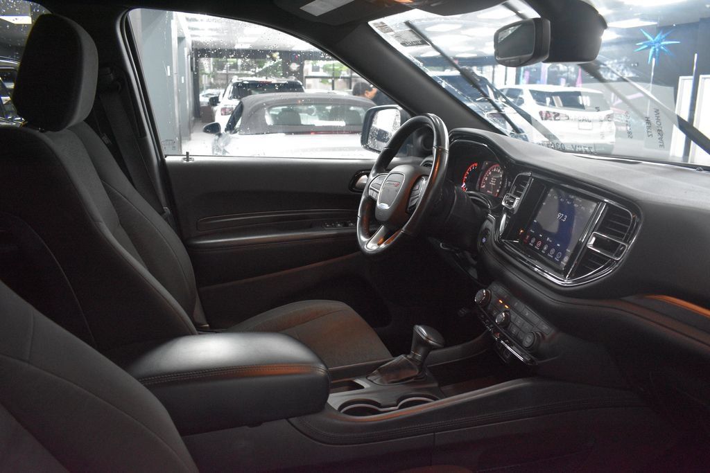 Used 2023 Dodge Durango SXT RWD image 19