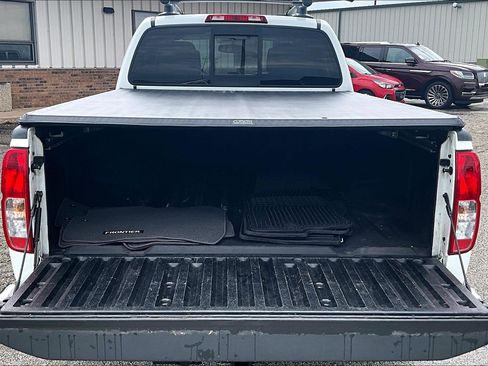 Used 2017 Nissan Frontier SL AWD/4WD image 19
