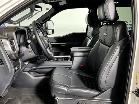 Used 2025 Ford F250 Platinum image 20