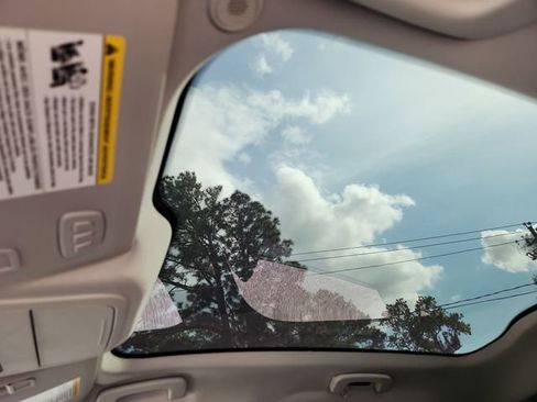 Used 2023 Ford Mustang Mach-E Premium image 19