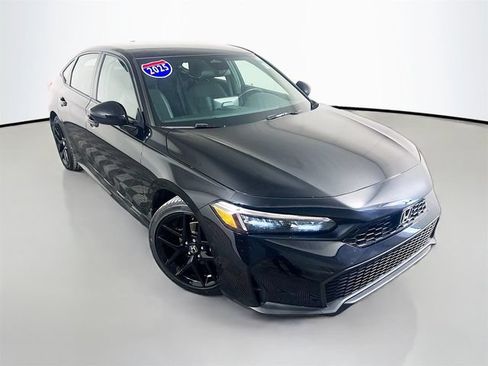 Used 2025 Honda Civic Sport image 2