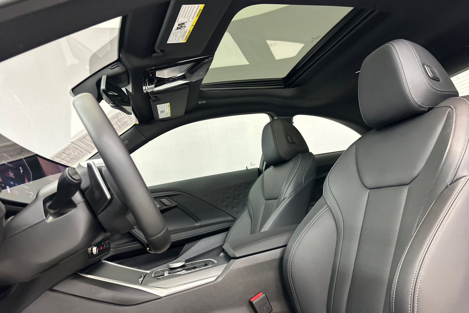 Used 2026 BMW 230i Coupe w/ Convenience Package RWD image 24