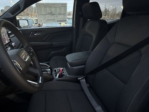 New 2026 GMC Canyon Elevation w/ Convenience Package image 5