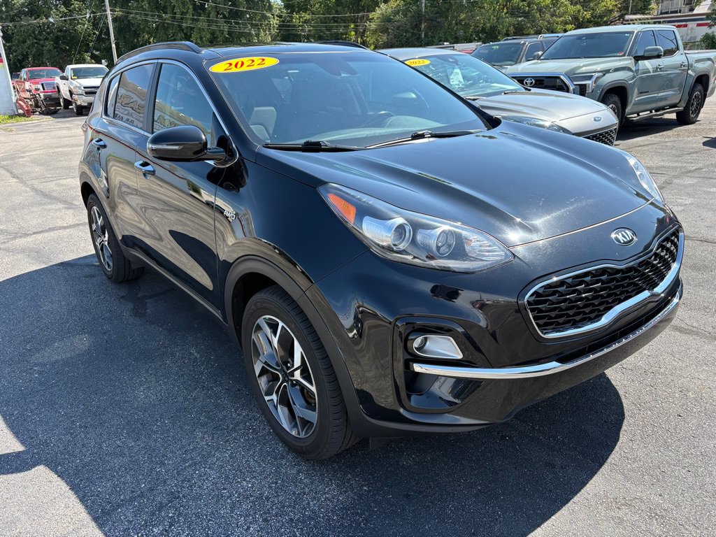 Used 2022 Kia Sportage EX AWD/4WD image 1