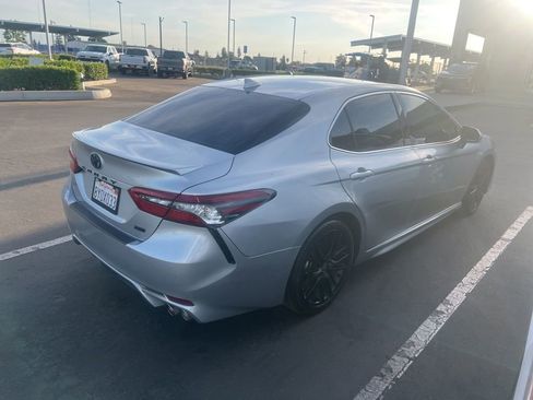 Used 2022 Toyota Camry XSE w/ Carpet Mat Package (TMS) image 11