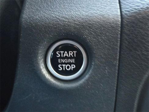 Used 2023 Nissan Frontier SV w/ SV Convenience Package image 33