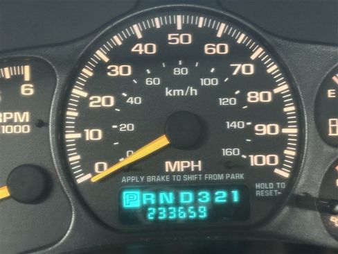 Used 2001 Chevrolet Silverado 1500 LS w/ Off-Road Chassis Pkg AWD/4WD image 25