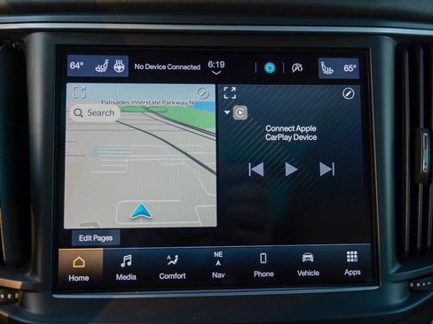 Used 2022 Maserati Levante GT image 48