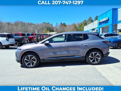 Used 2025 Chevrolet Equinox EV LT FWD image 8