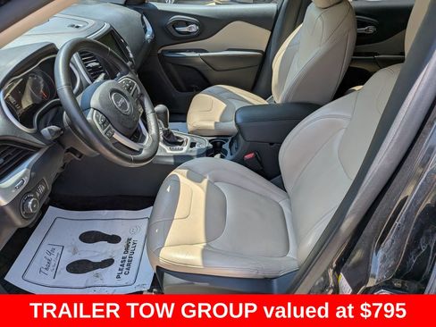 Used 2016 Jeep Cherokee Limited w/ Trailer Tow Group AWD/4WD image 28