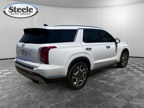 Used 2024 Hyundai Palisade Limited FWD image 5
