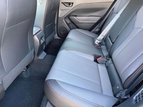 New 2026 Subaru Crosstrek 2.5i Limited w/ Crosstrek Mirror Package image 12