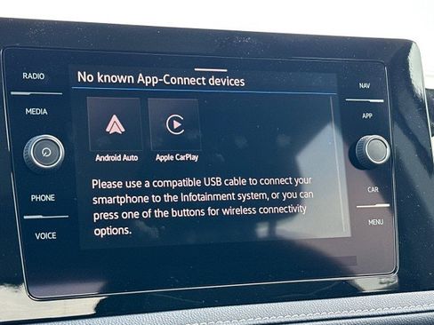 New 2025 Volkswagen Taos SEL image 44