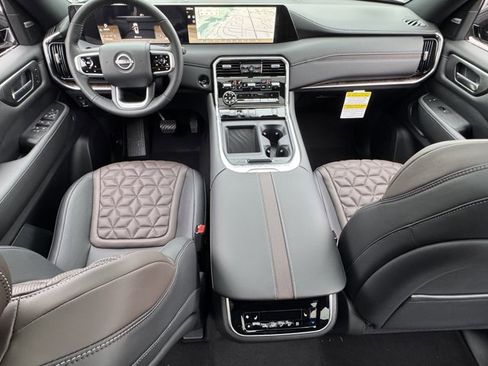 New 2026 Nissan Armada Platinum image 32