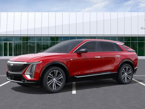 New 2026 Cadillac Lyriq Luxury image 2