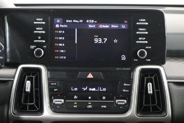 Used 2021 Kia Sorento S w/ Panoramic Sunroof Package FWD image 26