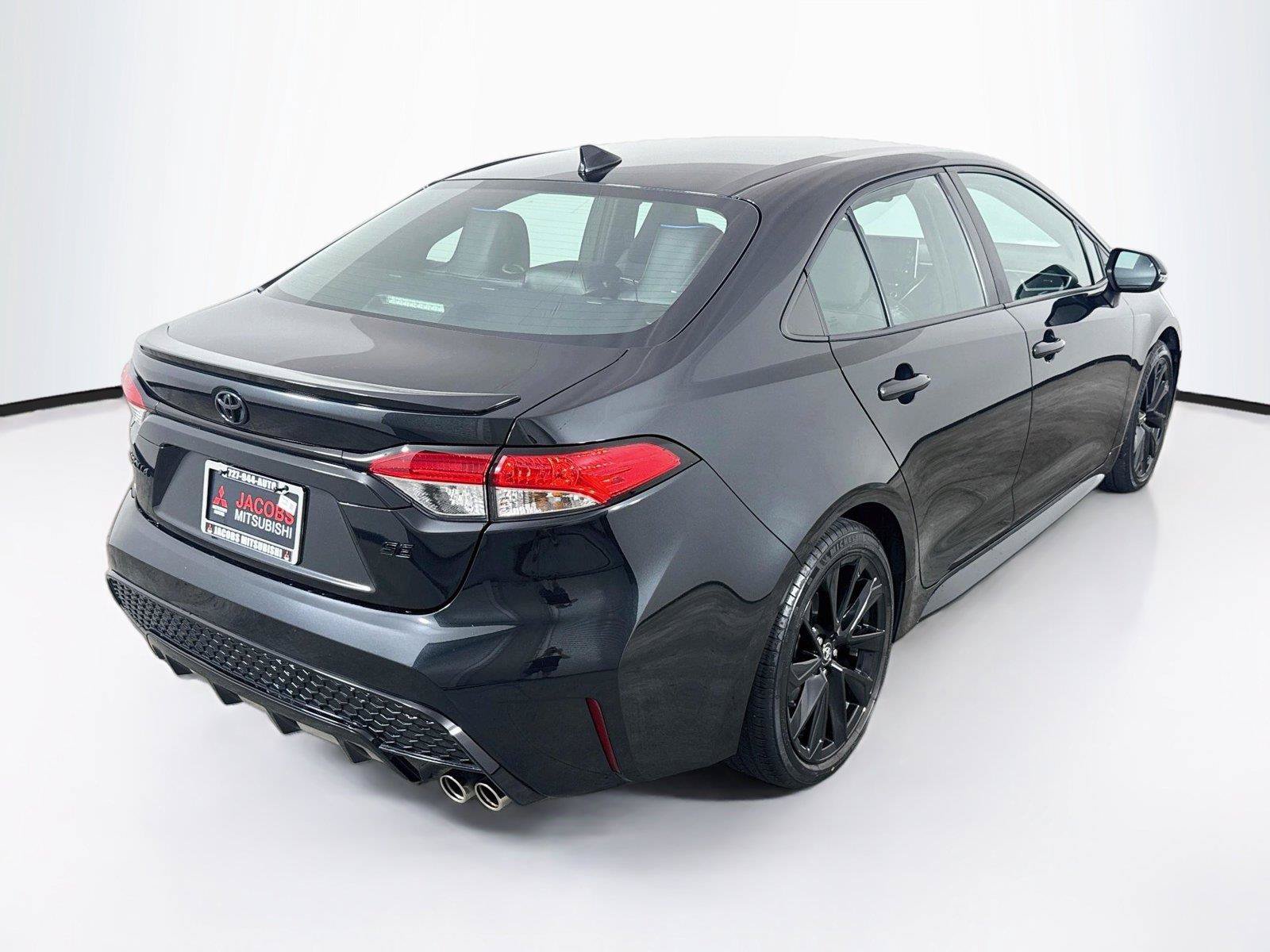 Used 2021 Toyota Corolla SE FWD image 5