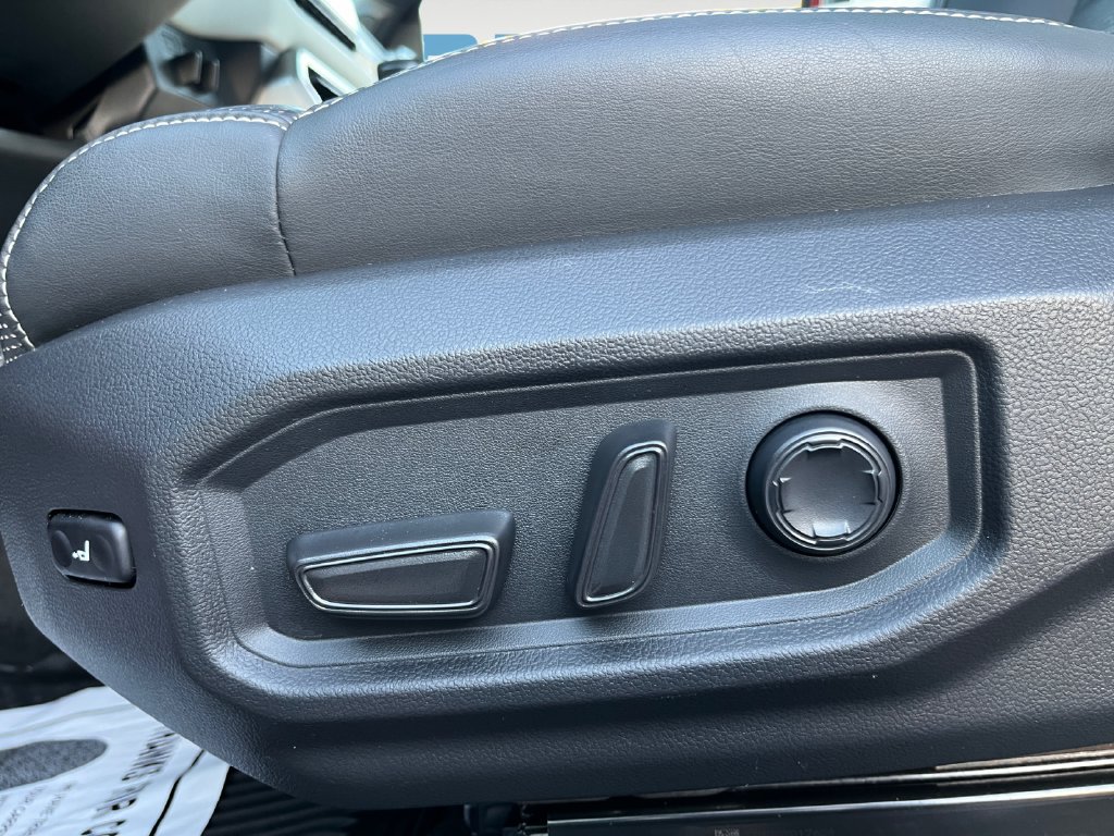 Used 2023 Toyota Sequoia Capstone AWD/4WD image 16