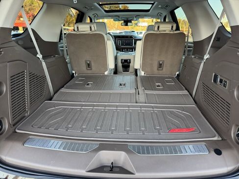 Certified 2023 GMC Yukon Denali image 32