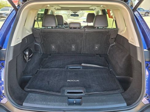 Certified 2023 Nissan Rogue SL w/ SL Premium Package FWD image 17
