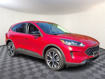 Used 2022 Ford Escape SE w/ SE Sport Appearance Package