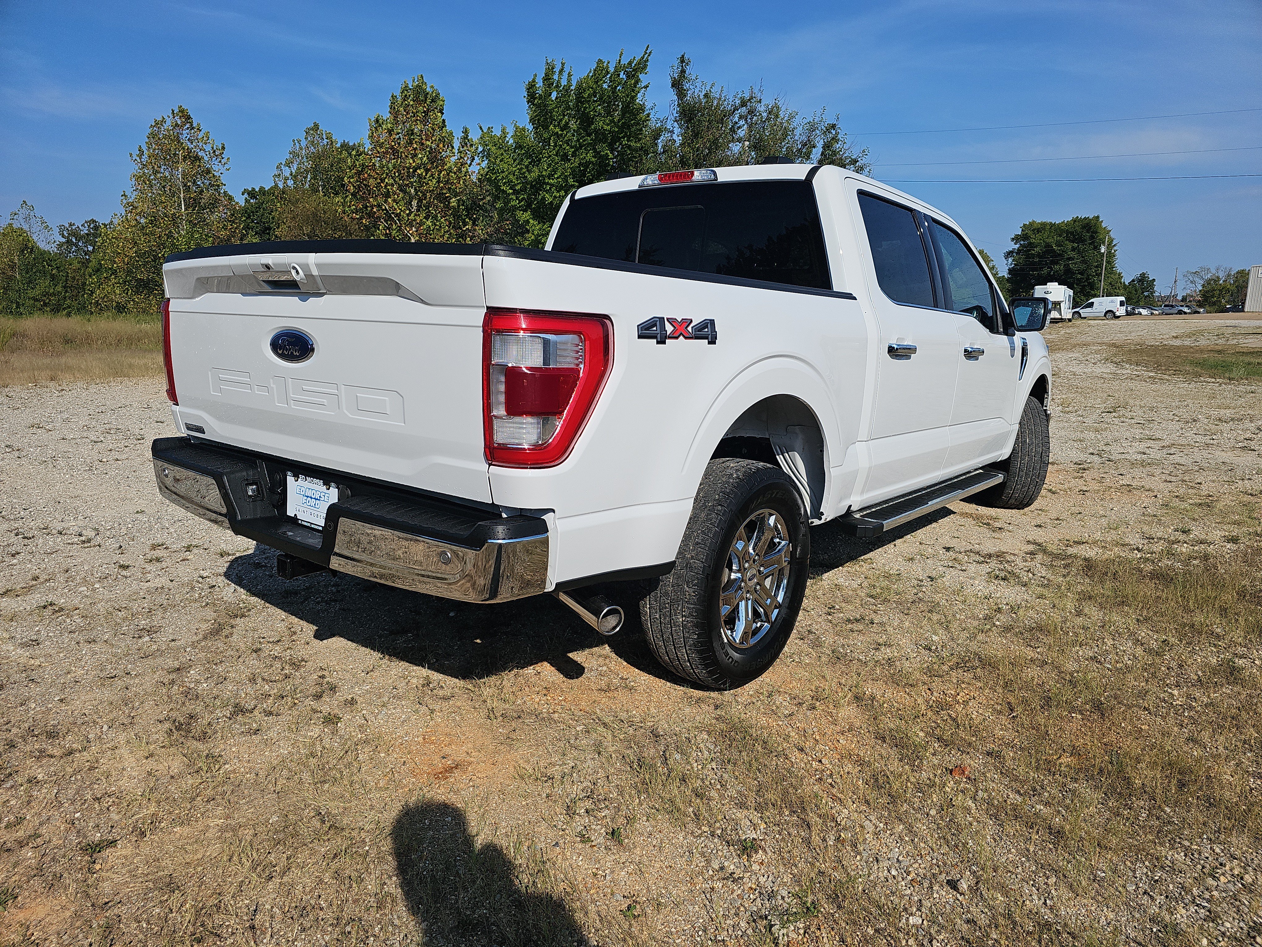 Used 2023 Ford F150 Lariat AWD/4WD image 4