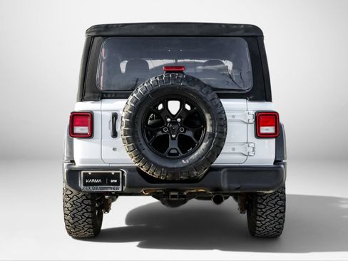 Used 2022 Jeep Wrangler Sport AWD/4WD image 7