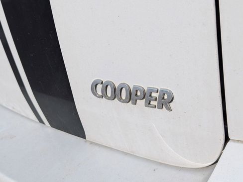 Used 2011 MINI Cooper Countryman image 9