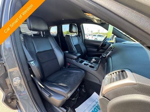 Used 2021 Jeep Grand Cherokee Laredo X AWD/4WD image 11