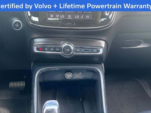Certified 2026 Volvo XC40 B5 Plus AWD/4WD image 43