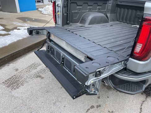 Used 2025 GMC Sierra 1500 AT4 w/ AT4 Premium Package image 51