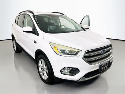 Used 2017 Ford Escape SE w/ SE Leather Comfort Package