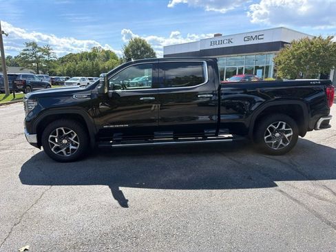 Used 2023 GMC Sierra 1500 SLT w/ SLT Premium Plus Package AWD/4WD image 16