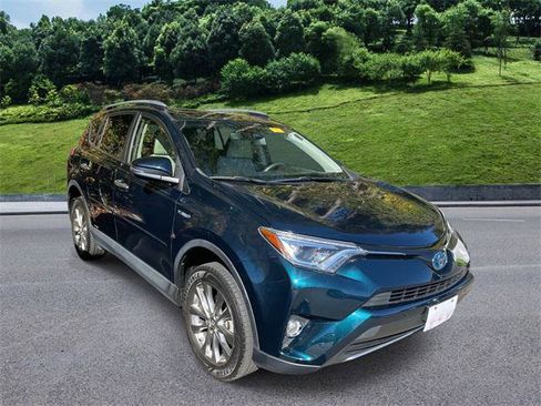 Certified 2017 Toyota RAV4 Limited image 1