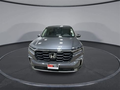 Used 2025 Honda Pilot EX-L image 3