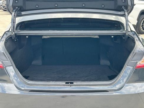 Used 2025 Toyota Camry SE w/ Convenience Package FWD image 14