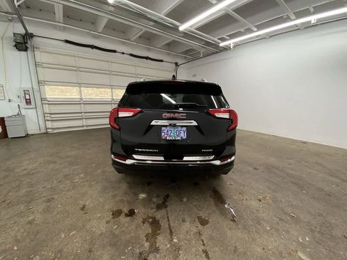 Used 2022 GMC Terrain Denali image 5