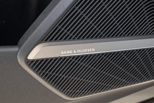 Used 2019 Audi SQ5 Premium Plus w/ Premium Plus Package AWD/4WD image 8