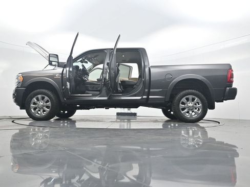Used 2023 RAM 2500 Limited image 43