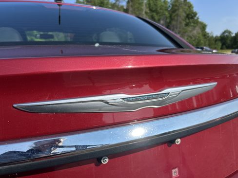 Used 2013 Chrysler 200 Limited FWD image 25